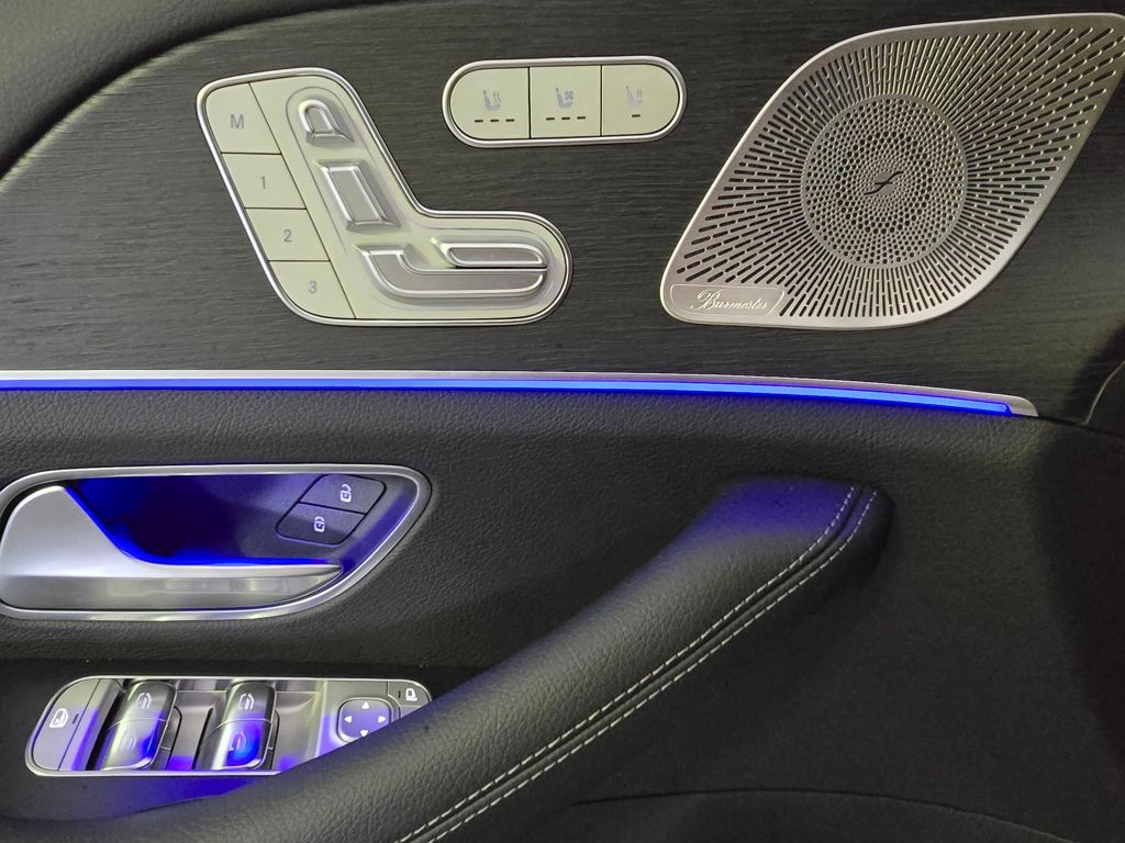 2025 Mercedes-Benz GLE GLE450 - Photo 9