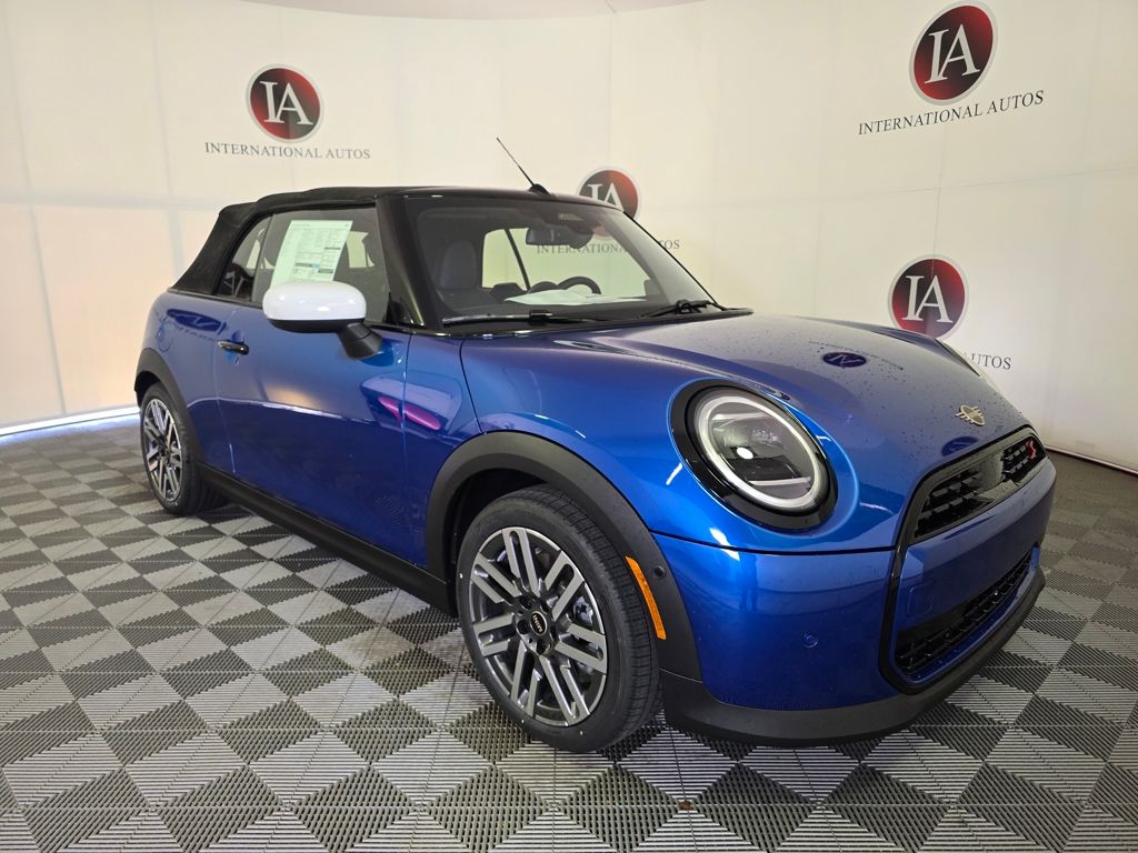 2026 MINI Convertible Cooper S's photo