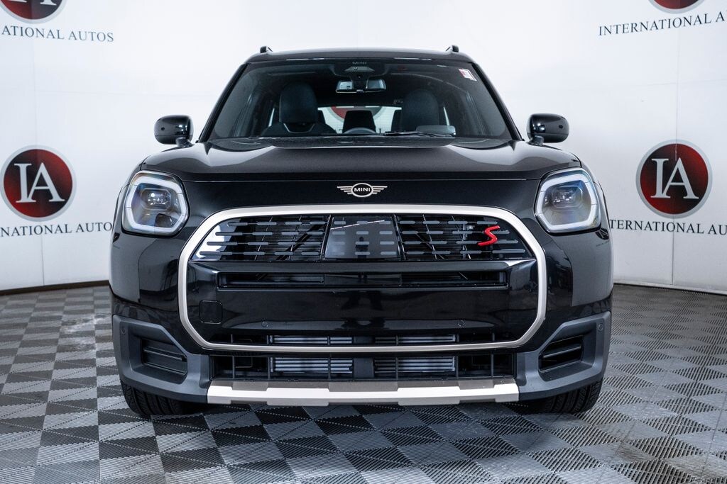 New 2027 MINI Countryman Signature Plus SUV