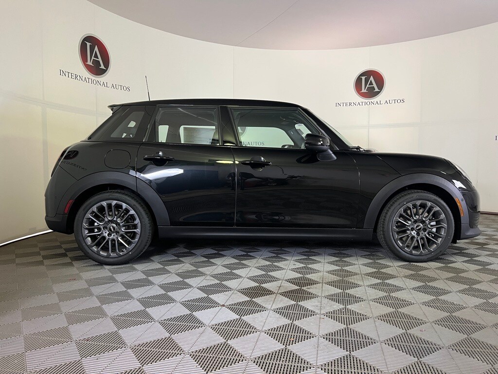 2026 Mini Cooper Hardtop S photo 4