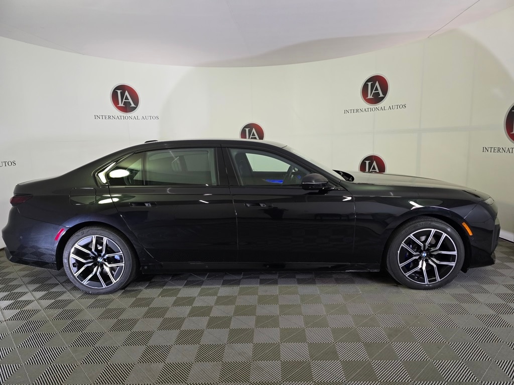 Used 2024 BMW 760i xDrive Sedan