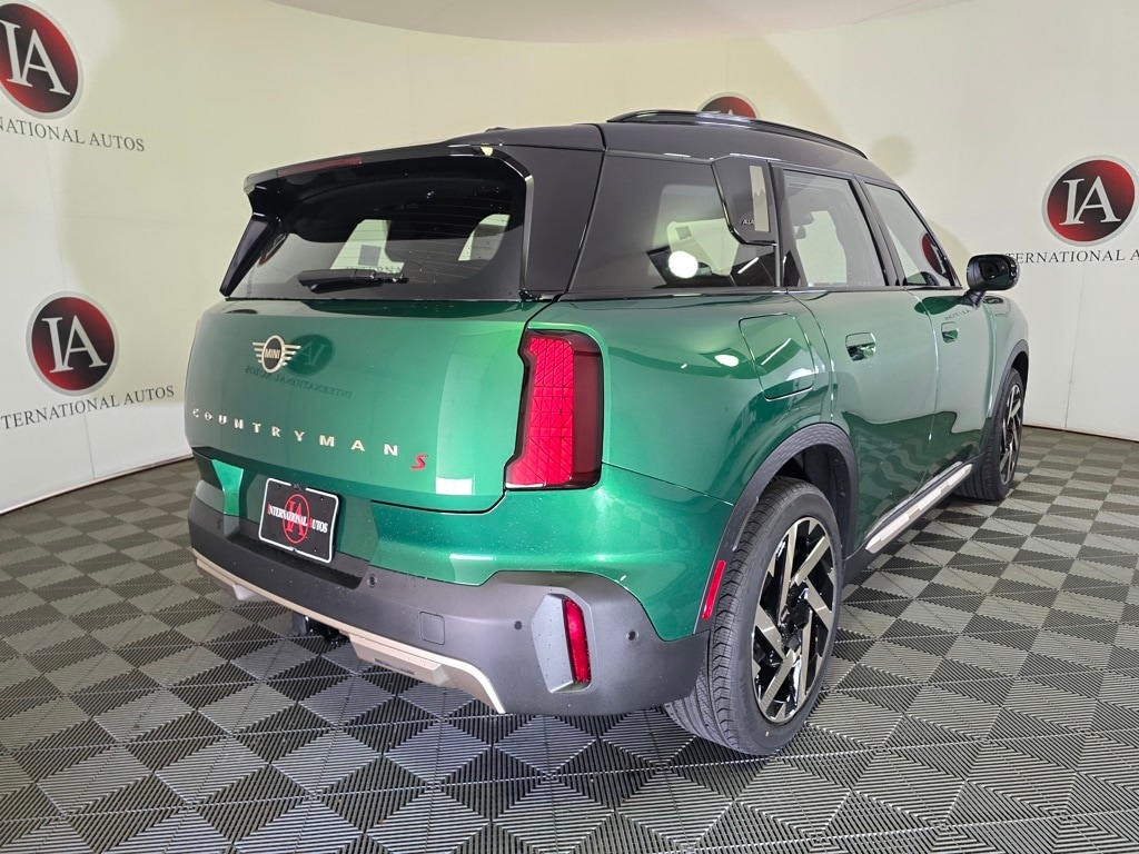 New 2026 MINI Countryman Signature Plus SUV
