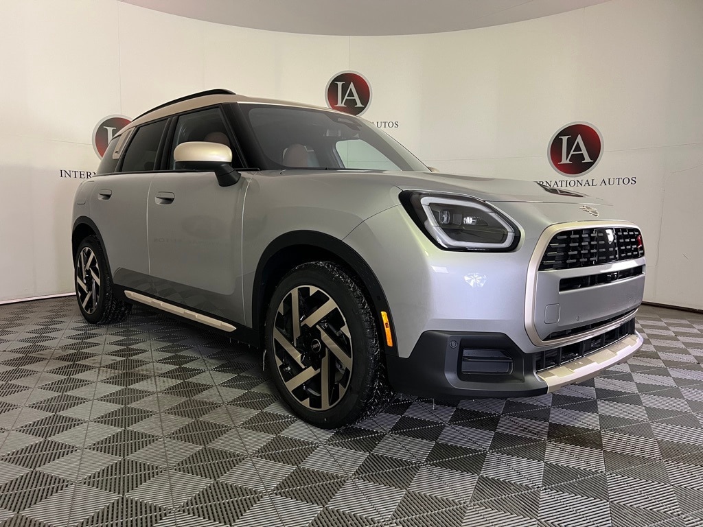 2026 MINI Countryman S's photo