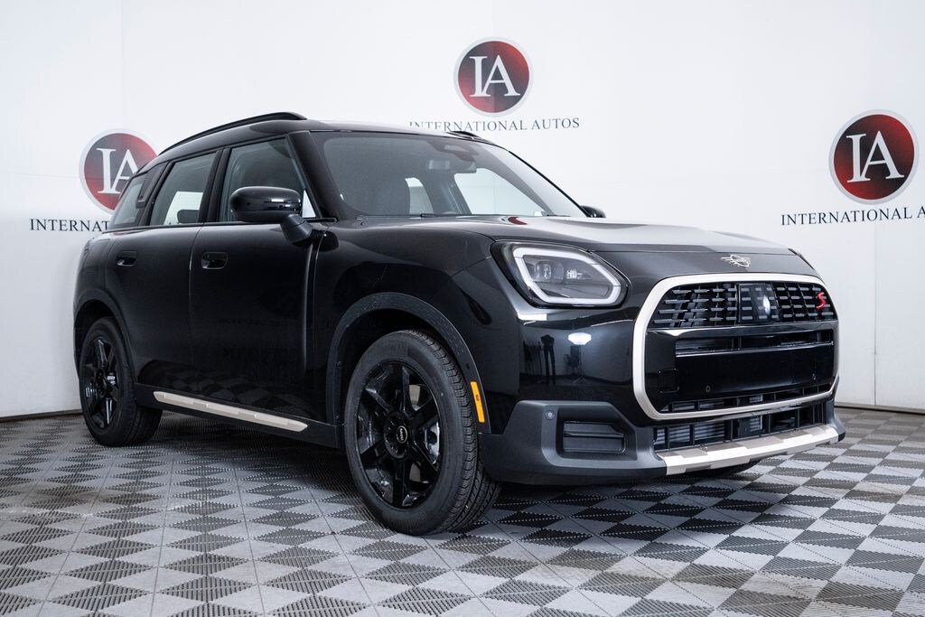 New 2027 MINI Countryman Signature Plus SUV