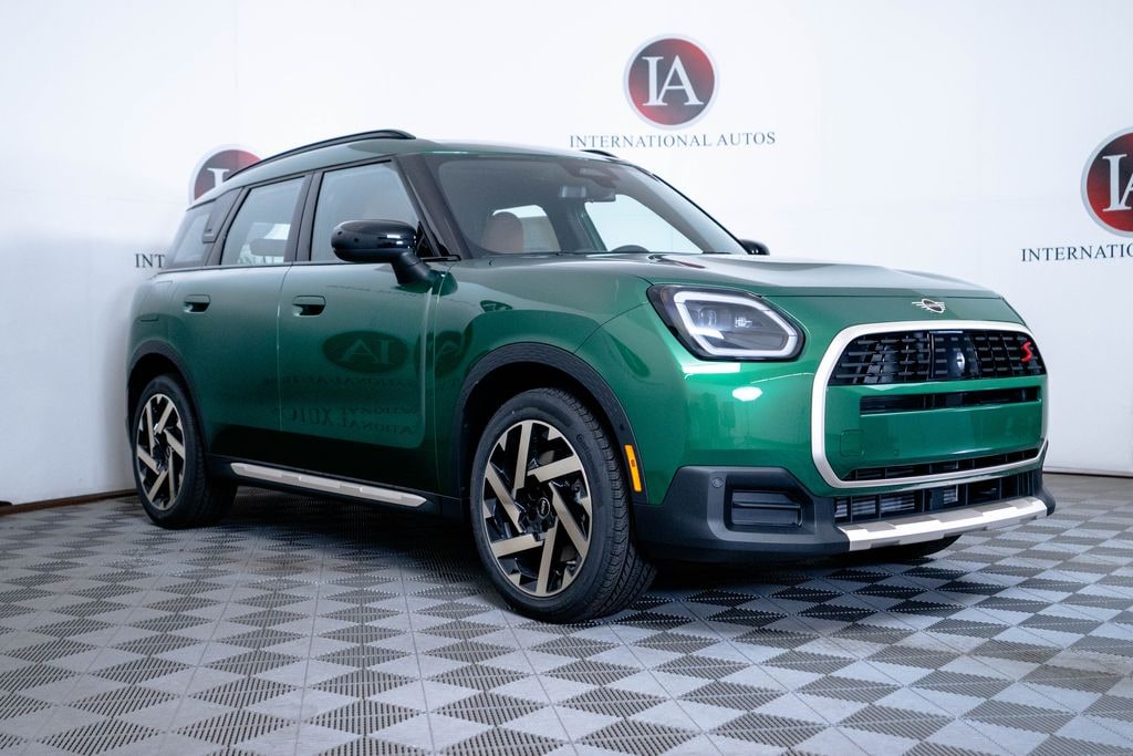New 2027 MINI Countryman Signature Plus SUV