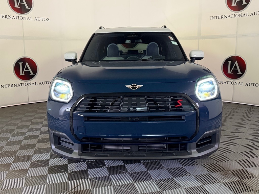 New 2026 MINI Countryman Iconic SUV