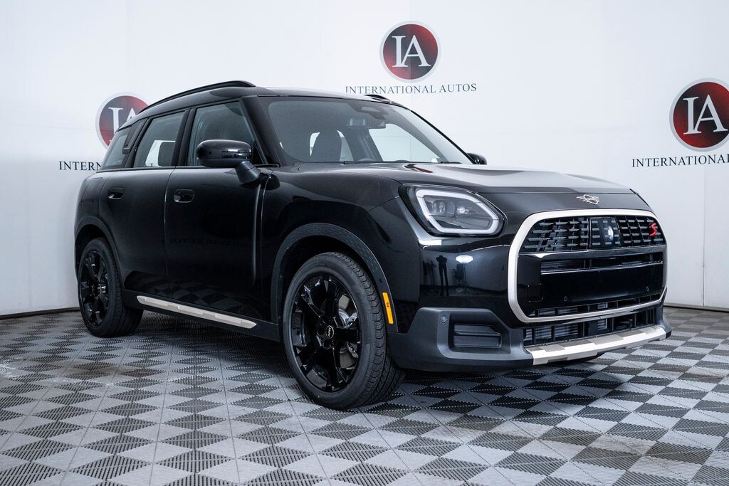New 2027 MINI Countryman Signature Plus SUV