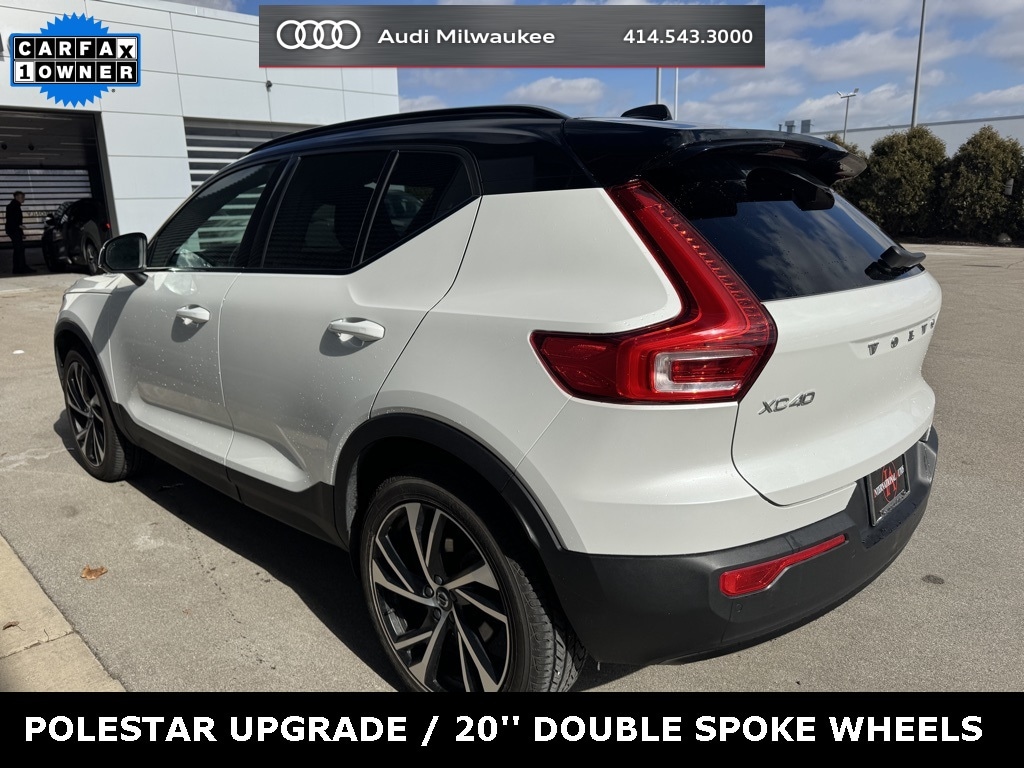 Used 2022 Volvo XC40 T5 AWD R-Design SUV