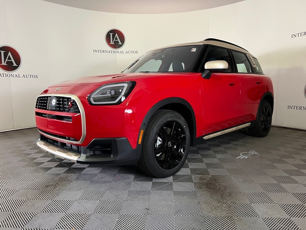 New 2026 MINI Countryman Signature Plus SUV