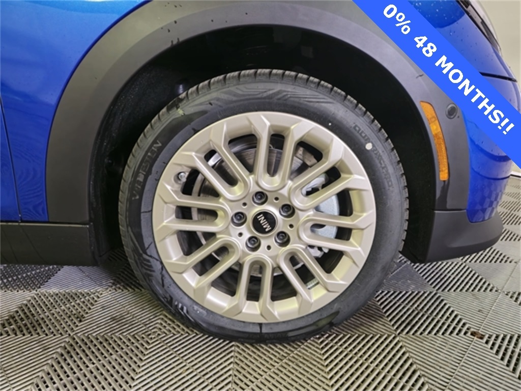 New 2025 MINI Hardtop 4 Door Signature Plus Hatchback