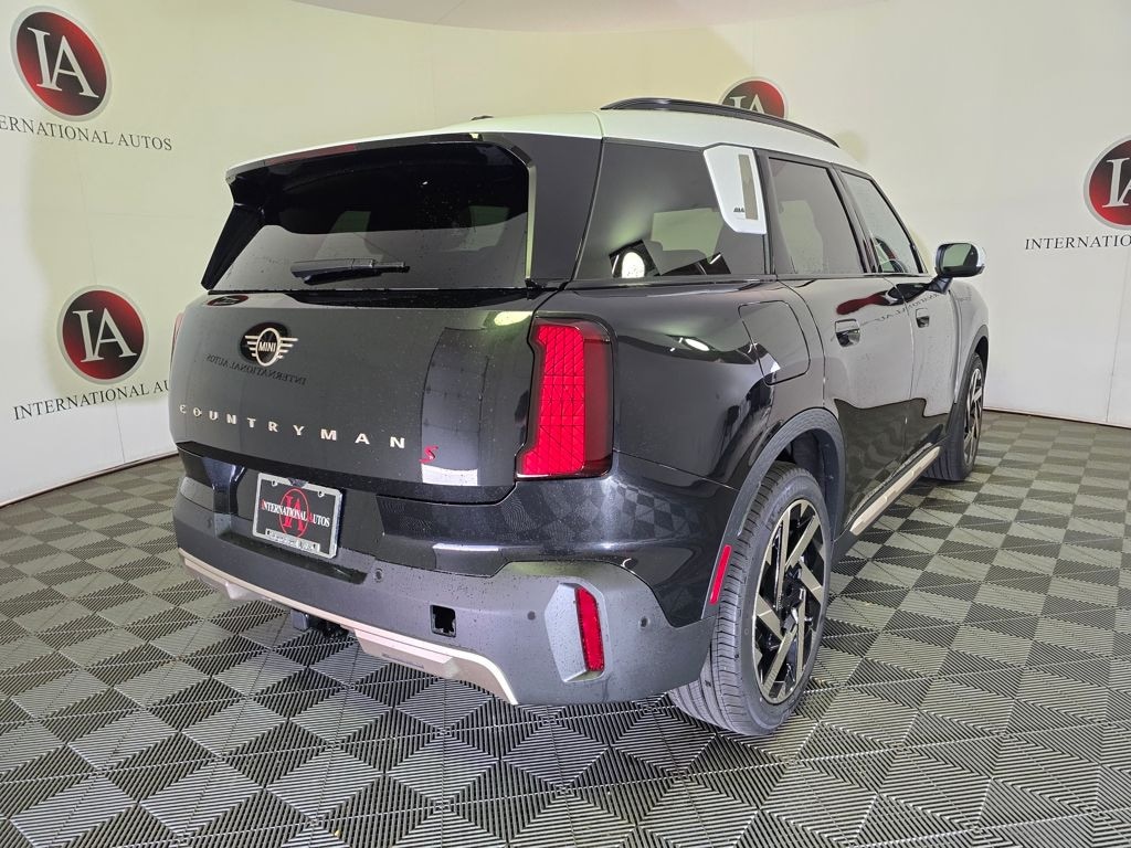 New 2026 MINI Countryman Iconic SUV