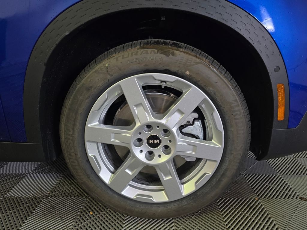 New 2026 MINI Countryman Iconic SUV