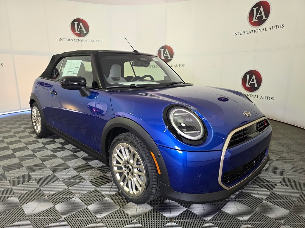 2026 MINI Convertible S's photo