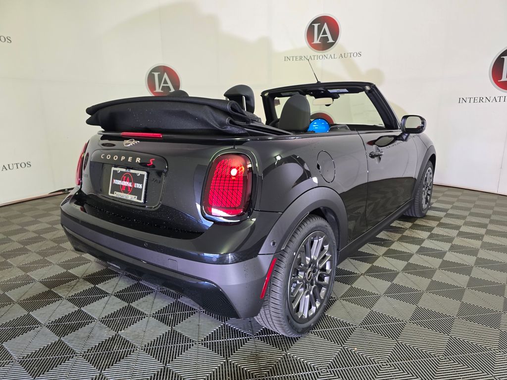 2026 MINI Convertible S - Photo 7