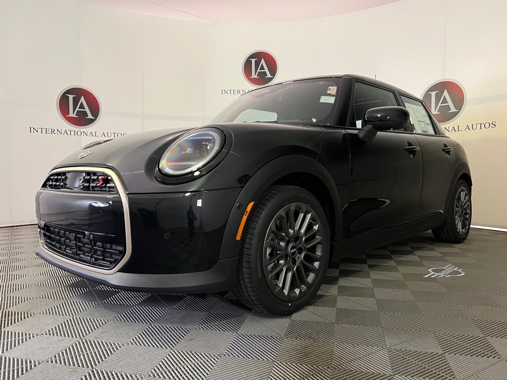 2026 Mini Cooper Hardtop S photo 3