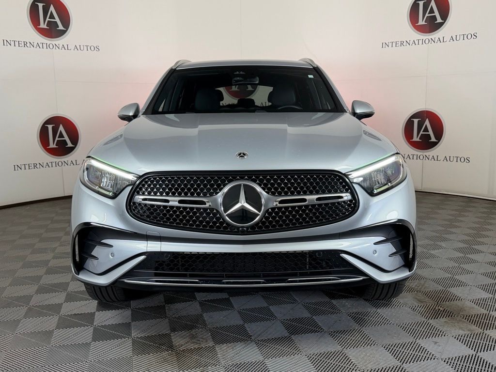 Used 2025 Mercedes-Benz GLC 300 4MATIC SUV