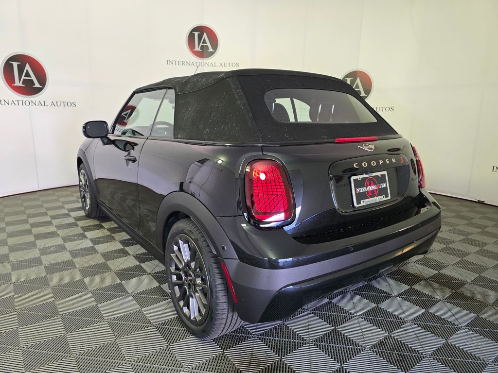 2026 MINI Convertible S - Photo 11