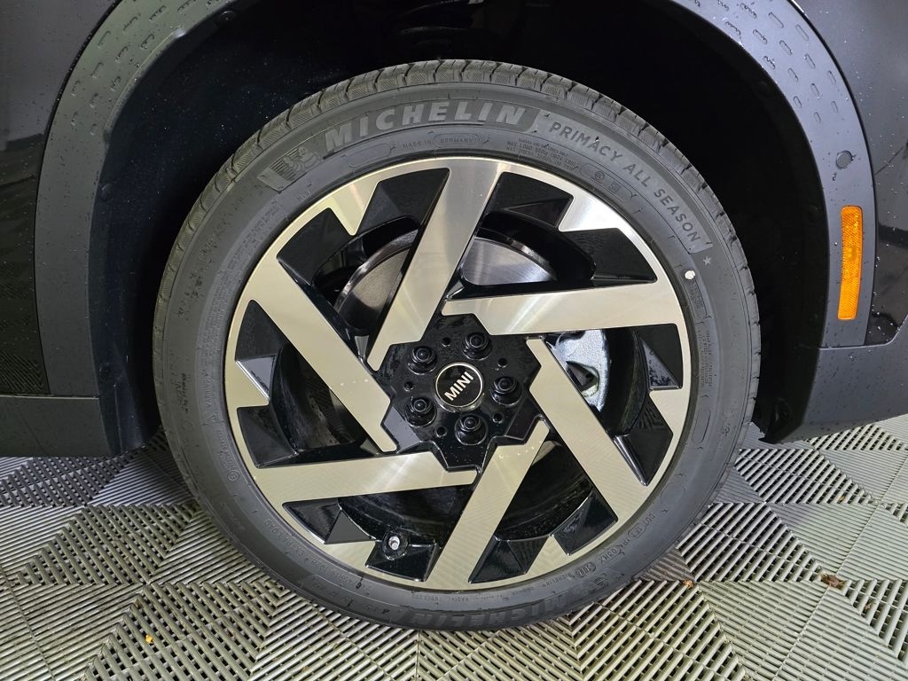 New 2026 MINI Countryman Iconic SUV