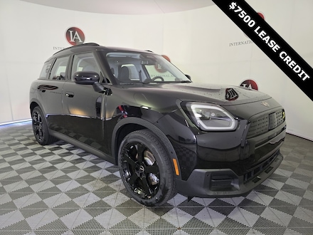 2025 MINI Countryman Signature Plus SUV