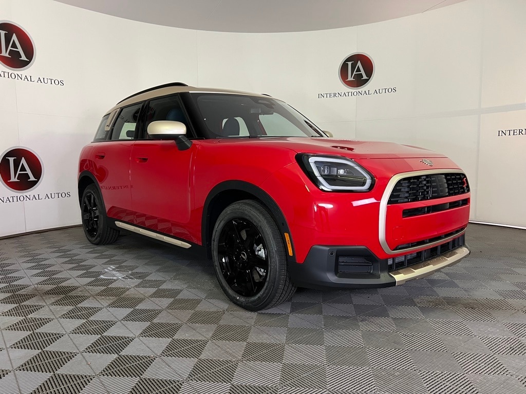 New 2026 MINI Countryman Signature Plus SUV