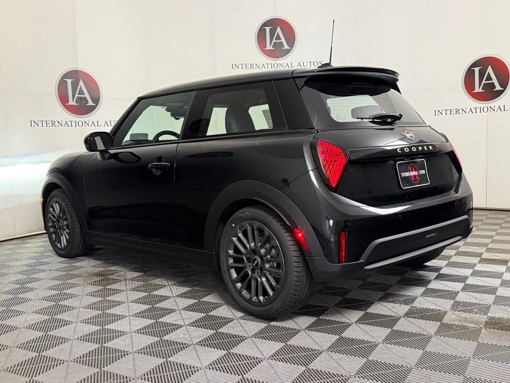 New 2026 MINI 2 Door Signature Plus Hatchback