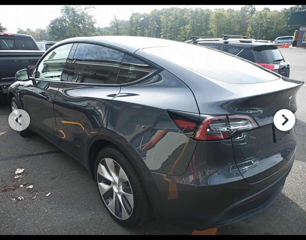 2020 Tesla Model Y Long Range photo 3