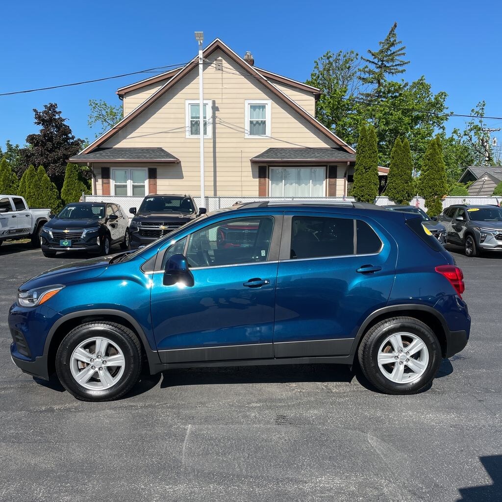 Used 2020 Chevrolet Trax LT SUV