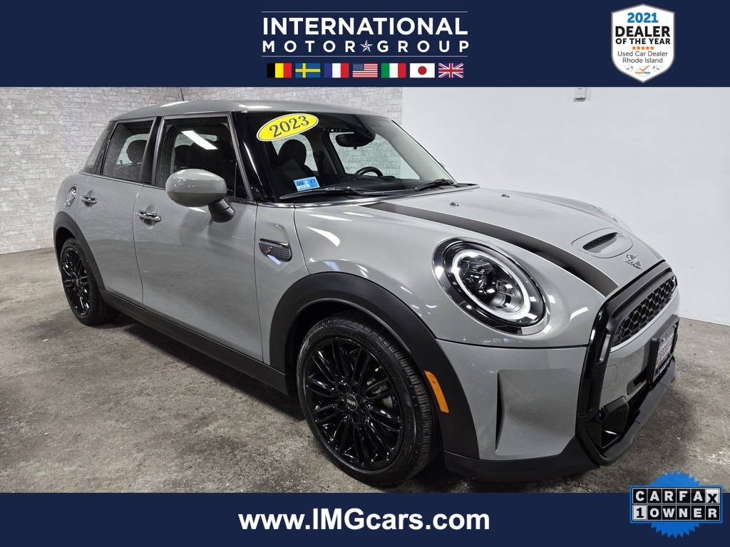 Used 2023 MINI Cooper S Signature Hatchback