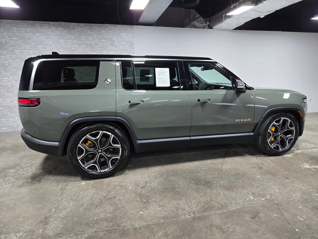 2022 Rivian R1S Launch Edition photo 3