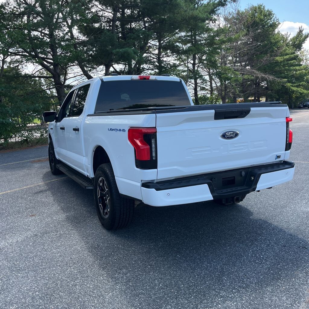 Used 2023 Ford F-150 Lightning XLT Truck