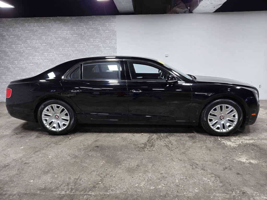 Used 2018 Bentley Flying Spur V8 Sedan