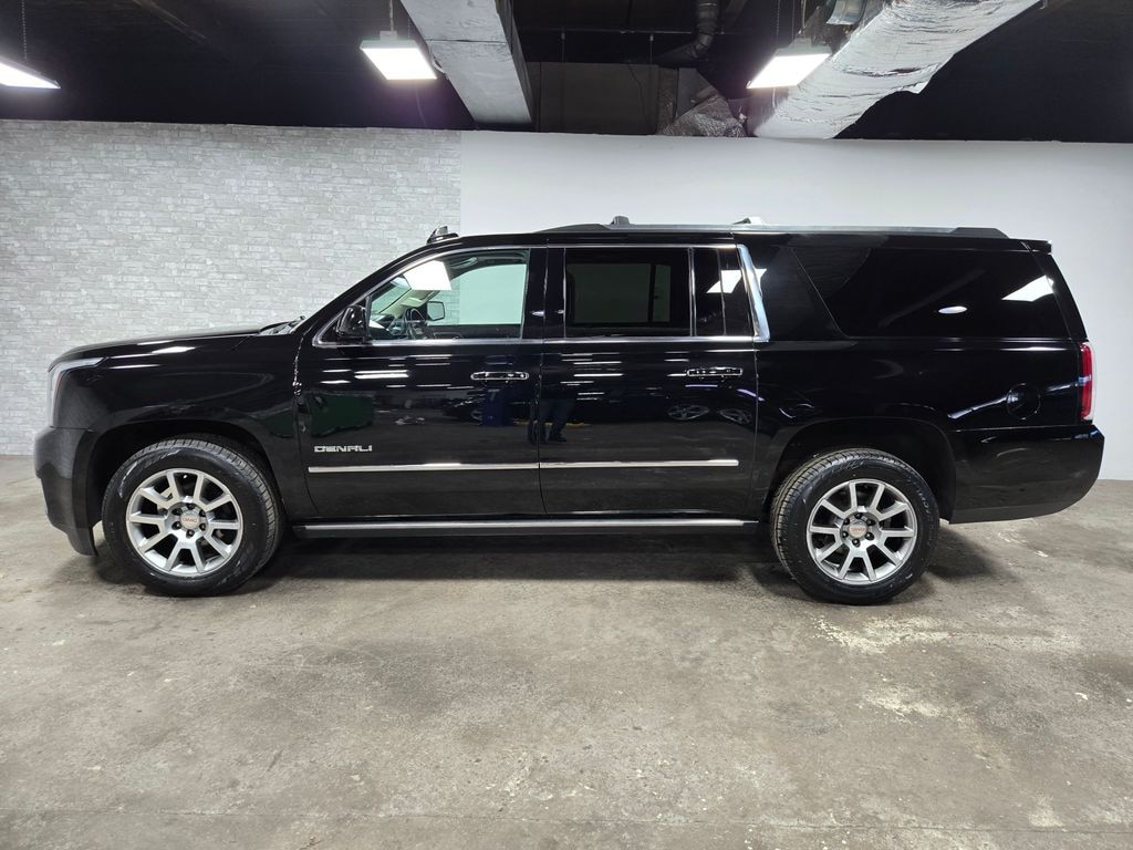 Used 2019 GMC Yukon XL Denali SUV