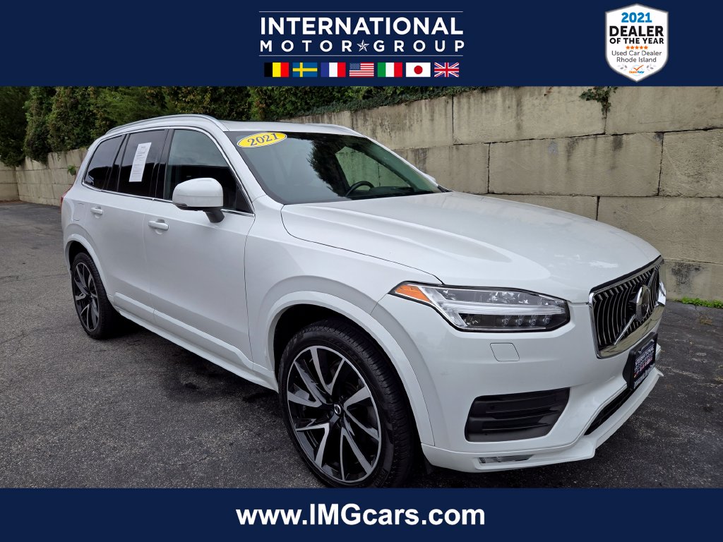 2021 Volvo XC90 Momentum