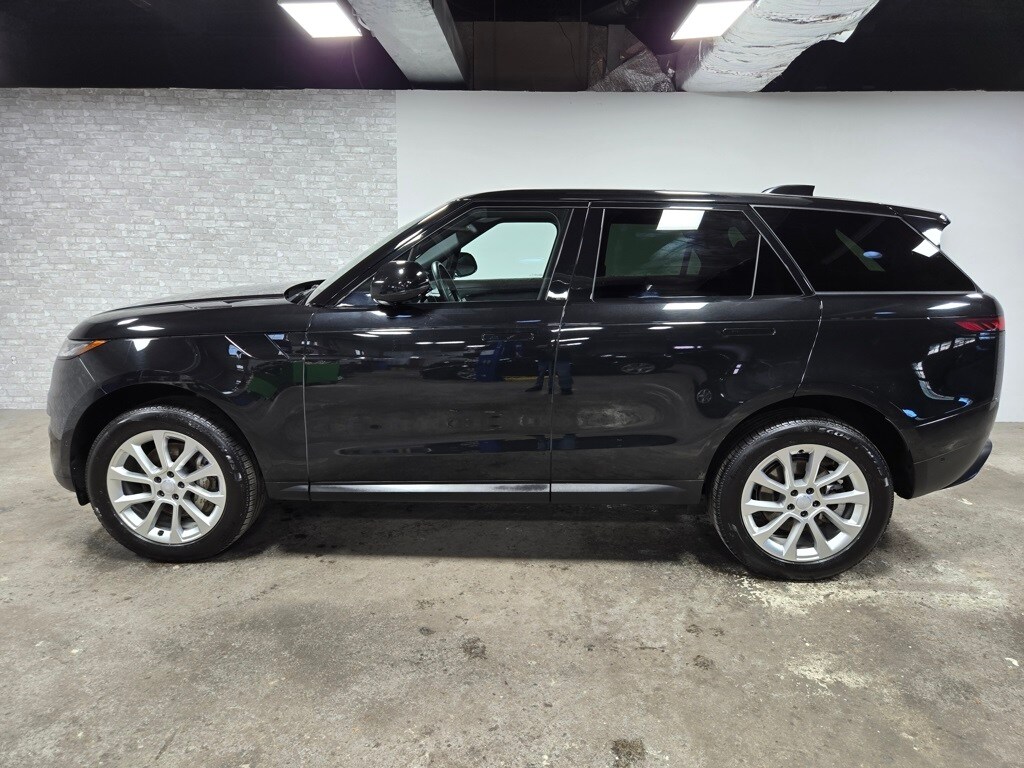 Used 2025 Land Rover Range Rover Sport SE SUV