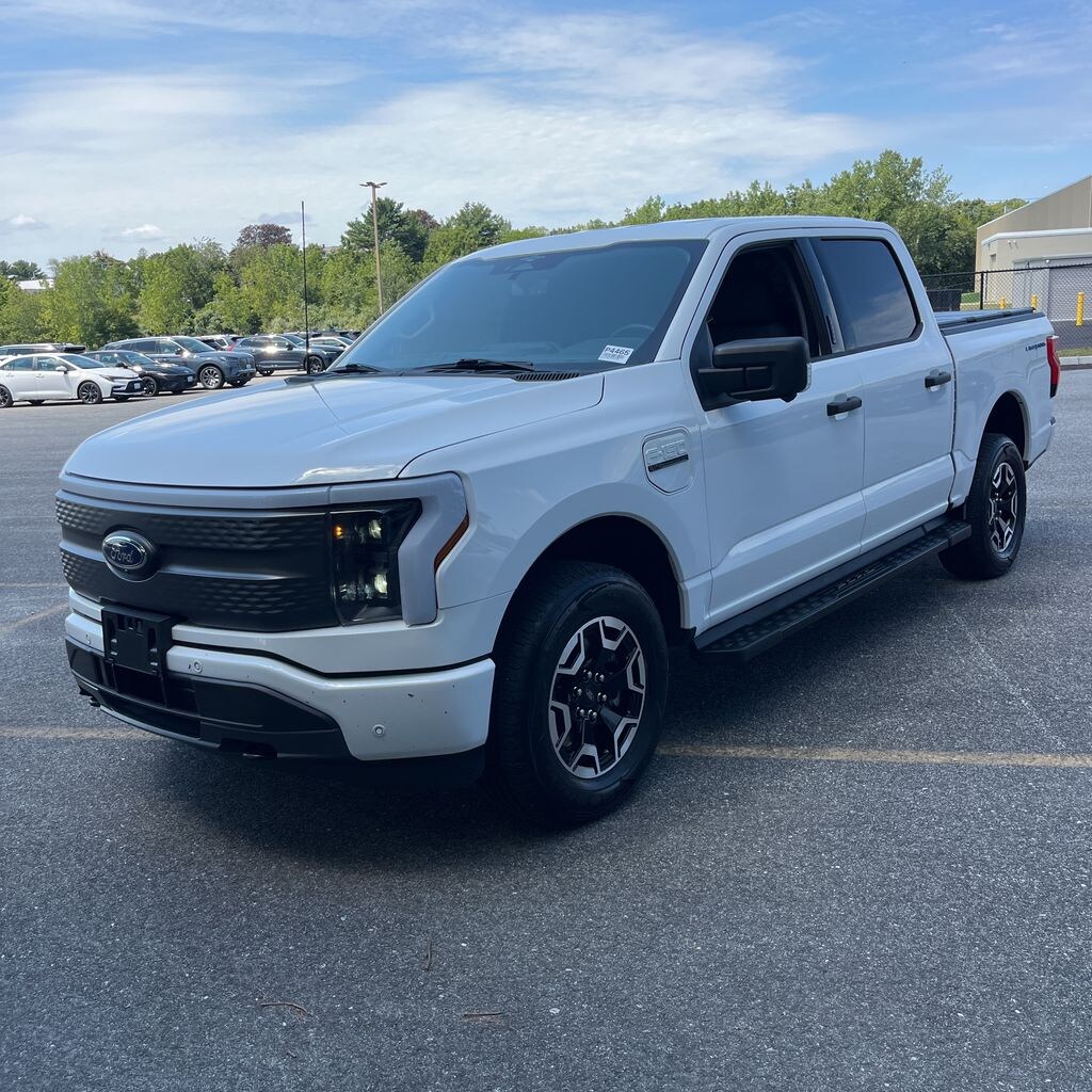 Used 2023 Ford F-150 Lightning XLT Truck