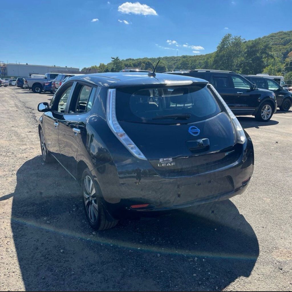 Used 2017 Nissan Leaf SV Hatchback