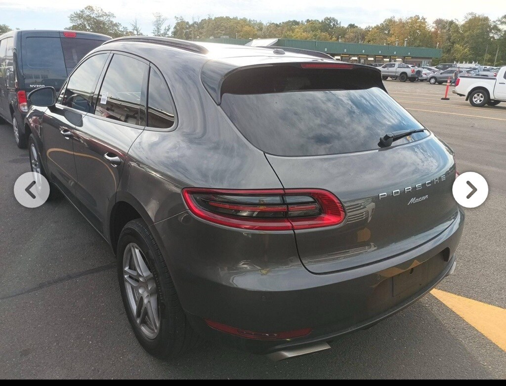 2018 Porsche Macan Base photo 4