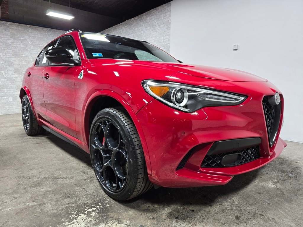 Used 2022 Alfa Romeo Stelvio Quadrifoglio SUV