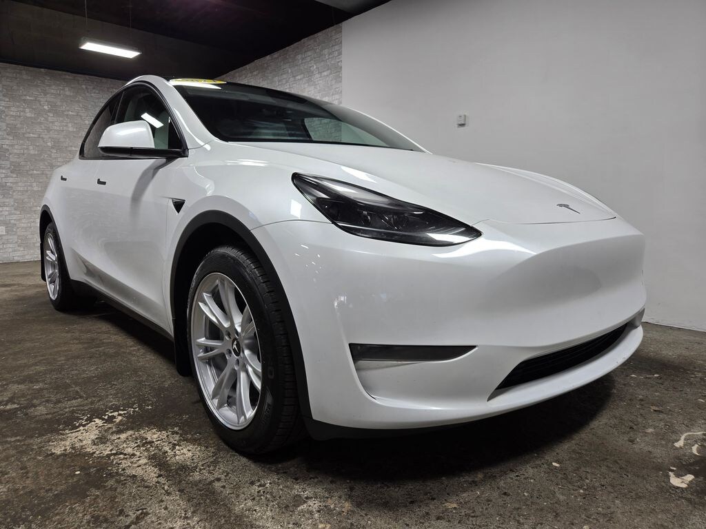 Used 2024 Tesla Model Y Long Range SUV
