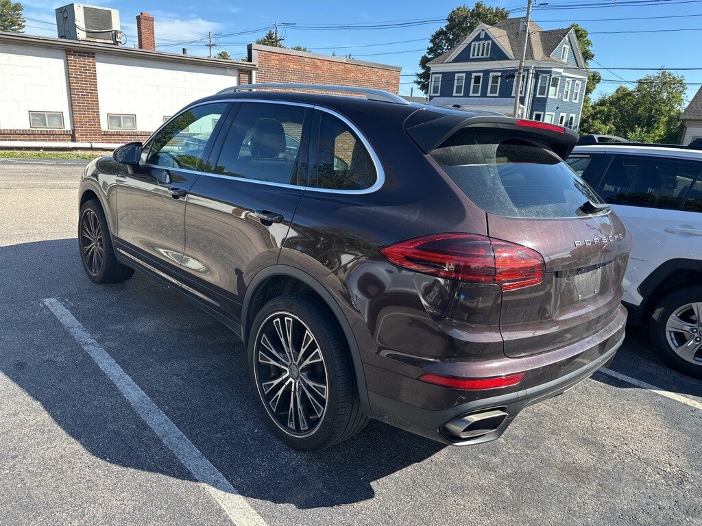 2018 Porsche Cayenne Base photo 4
