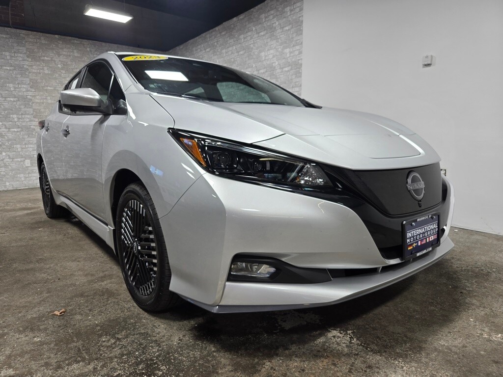 2023 Nissan Leaf SV Plus photo 4