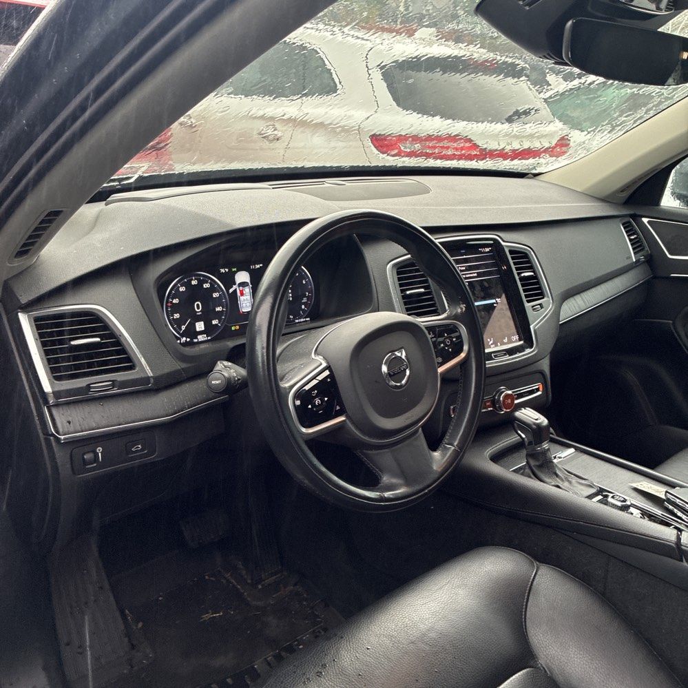 2020 Volvo XC90 Momentum - Photo 19