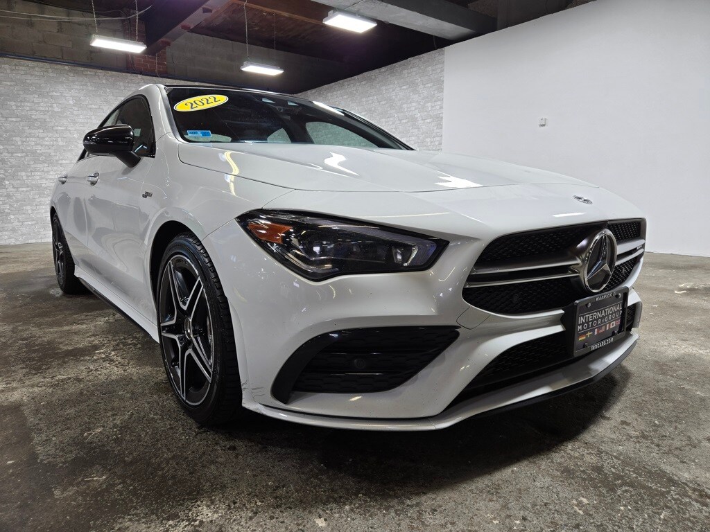 2022 Mercedes Benz CLA 35 AMG photo 3