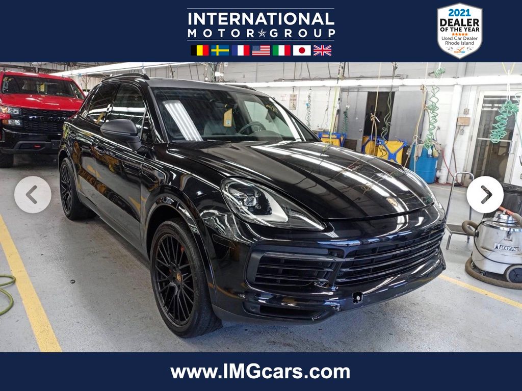 2020 Porsche Cayenne -'s photo