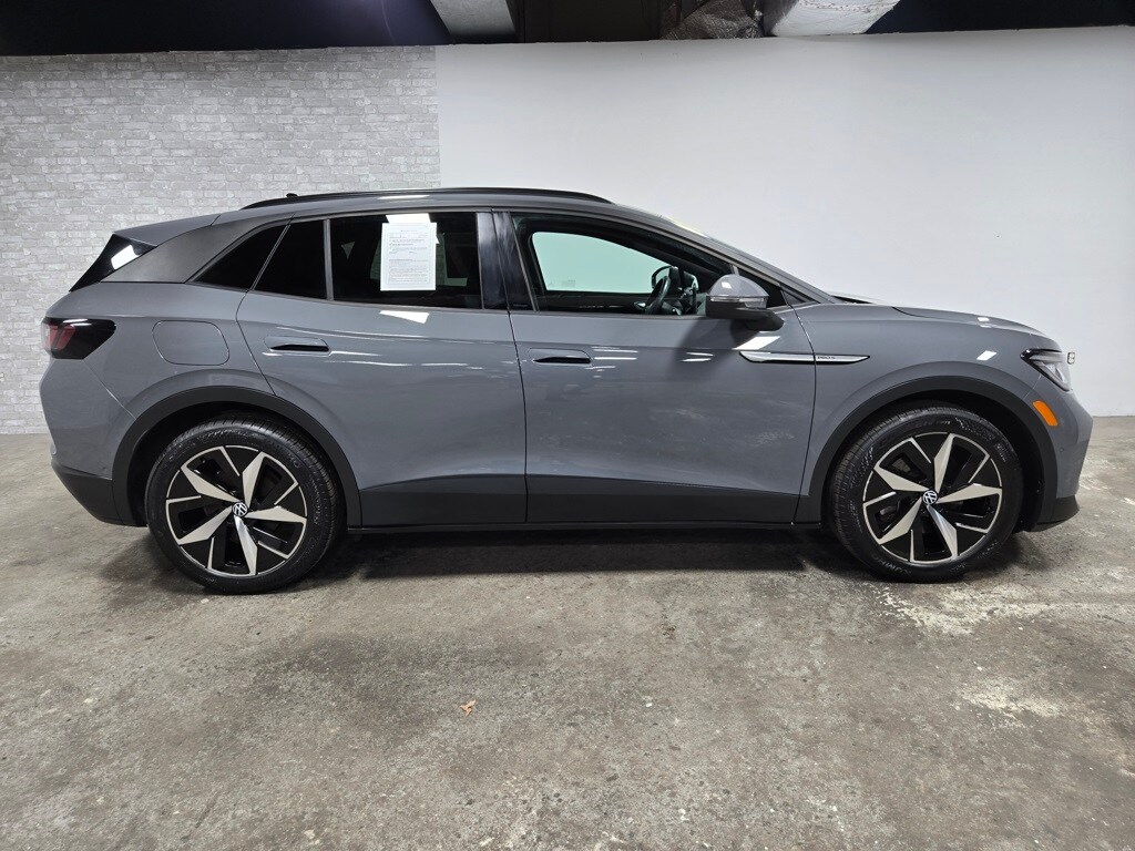 2023 Volkswagen ID.4 Pro S photo 3