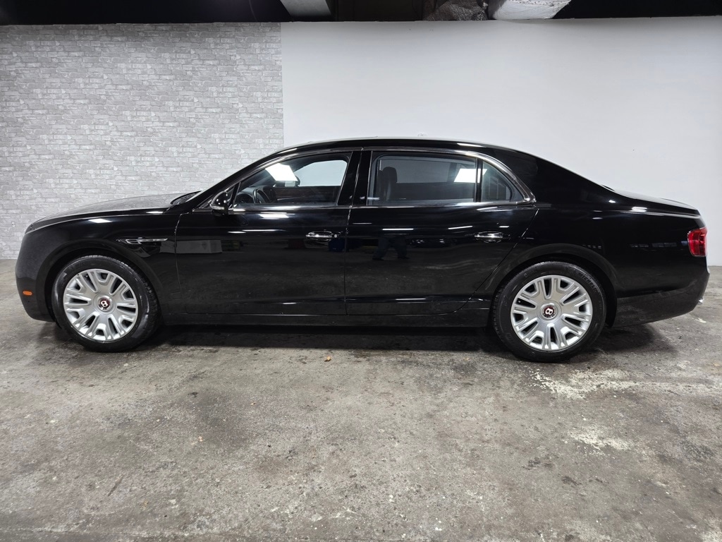 Used 2018 Bentley Flying Spur V8 Sedan