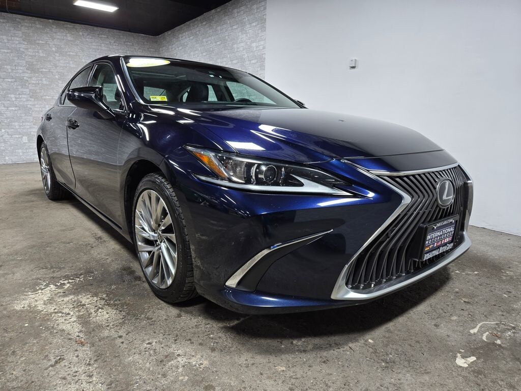 Used 2019 Lexus ES 350 Luxury Sedan