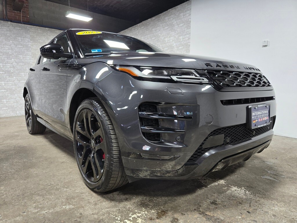 2023 Land Rover Range Rover Evoque R-Dynamic SE photo 4