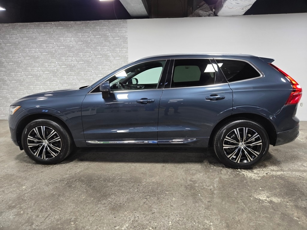 Used 2022 Volvo XC60 B5 Inscription SUV