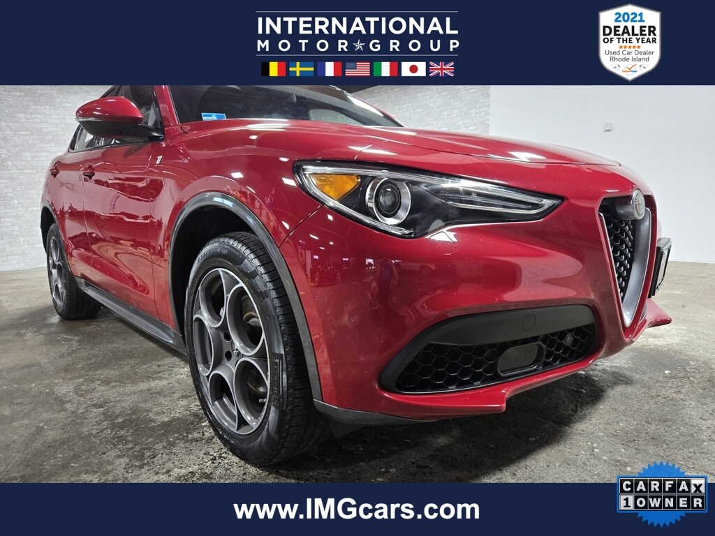 2022 Alfa Romeo Stelvio Ti photo 4